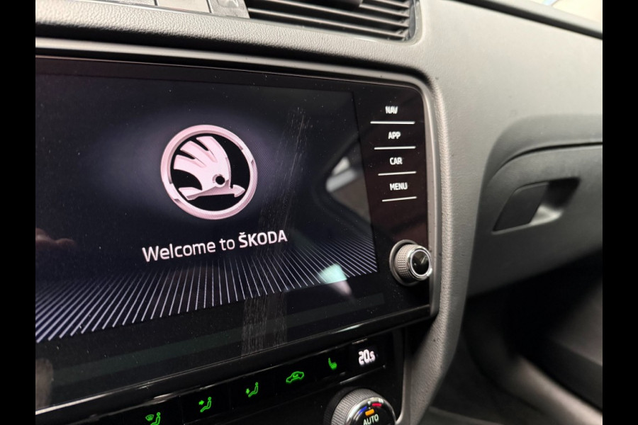 Škoda Octavia Combi 1.5 TSi 150 Pk Automaat Business Edition Climate Controle trekhaak Navigatie Stoelverwarming