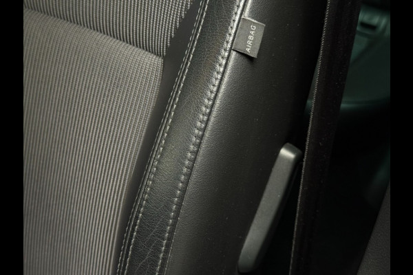 Škoda Octavia Combi 1.5 TSi 150 Pk Automaat Business Edition Climate Controle trekhaak Navigatie Stoelverwarming