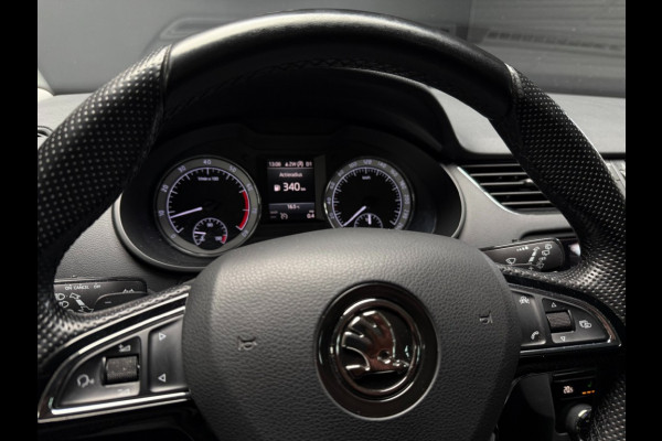 Škoda Octavia Combi 1.5 TSi 150 Pk Automaat Business Edition Climate Controle trekhaak Navigatie Stoelverwarming
