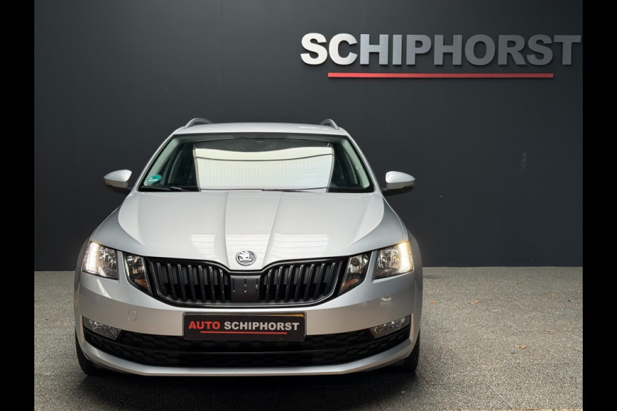 Škoda Octavia Combi 1.5 TSi 150 Pk Automaat Business Edition Climate Controle trekhaak Navigatie Stoelverwarming
