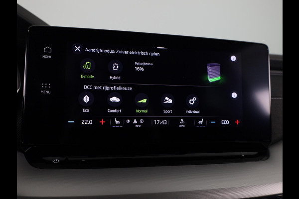 Škoda Octavia Combi 1.4 TSI iV PHEV Business Edition 204pk | Navigatie | Verwarmbare voorstoelen | Head up display | Adaptieve cruise controle