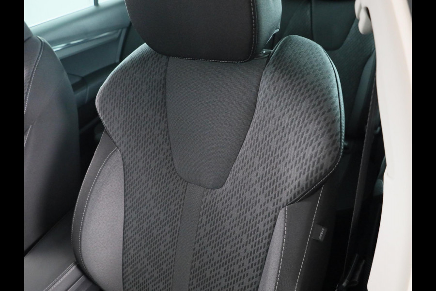 Škoda Octavia Combi 1.4 TSI iV PHEV Business Edition 204pk | Navigatie | Verwarmbare voorstoelen | Head up display | Adaptieve cruise controle