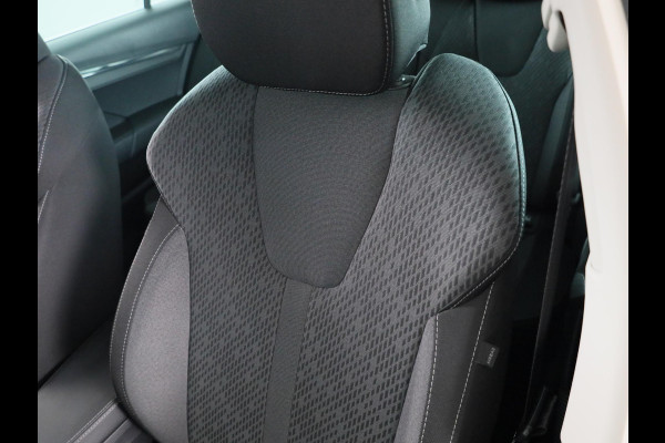 Škoda Octavia Combi 1.4 TSI iV PHEV Business Edition 204pk | Navigatie | Verwarmbare voorstoelen | Head up display | Adaptieve cruise controle