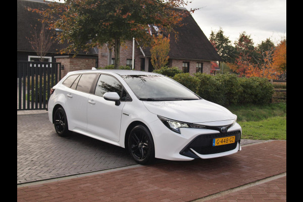 Toyota Corolla Touring Sports 1.8 Hybrid | Camera | Apple Carplay | Cruise Control | Navi |