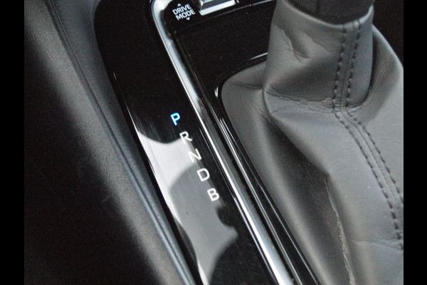 Toyota Corolla Touring Sports 1.8 Hybrid | Camera | Apple Carplay | Cruise Control | Navi |