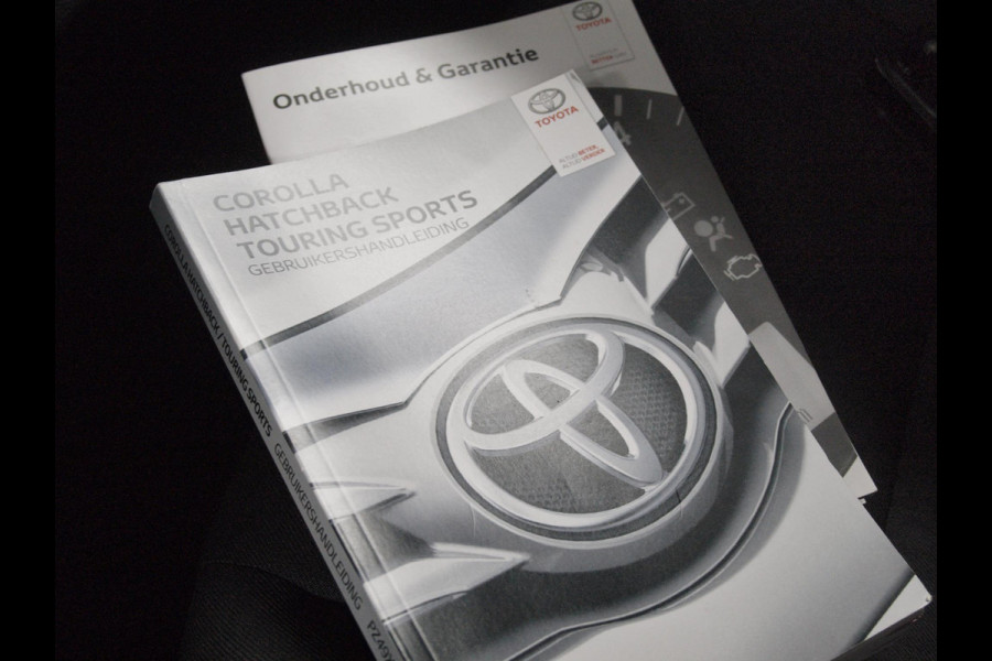 Toyota Corolla Touring Sports 1.8 Hybrid | Camera | Apple Carplay | Cruise Control | Navi |