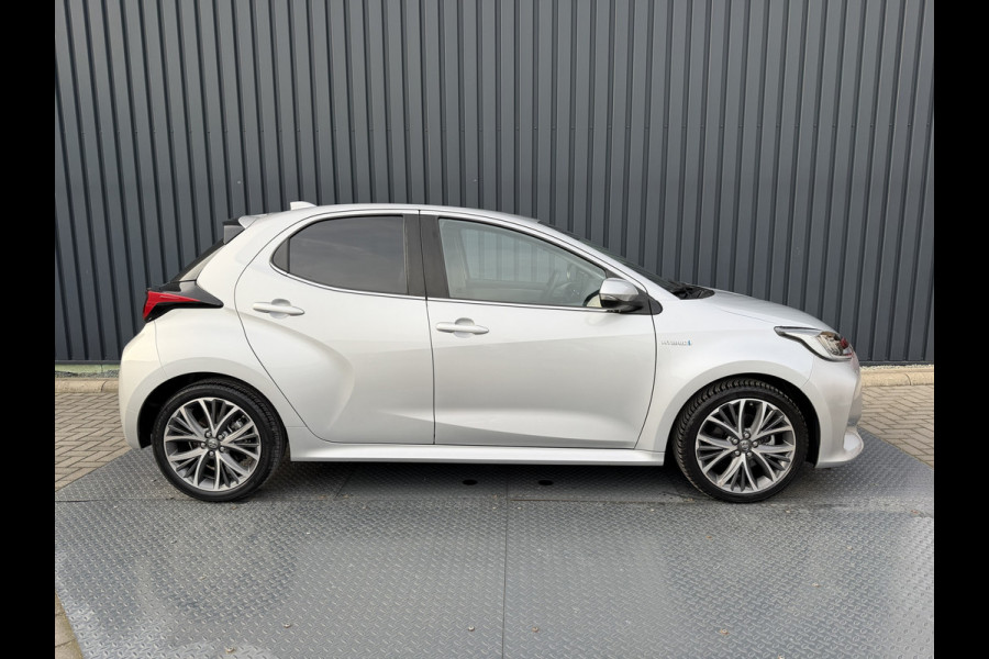 Toyota Yaris 1.5 Hybrid Executive | Creme LEER | JBL | BSM | Head-up | Rijklaar!!