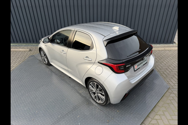 Toyota Yaris 1.5 Hybrid Executive | Creme LEER | JBL | BSM | Head-up | Rijklaar!!