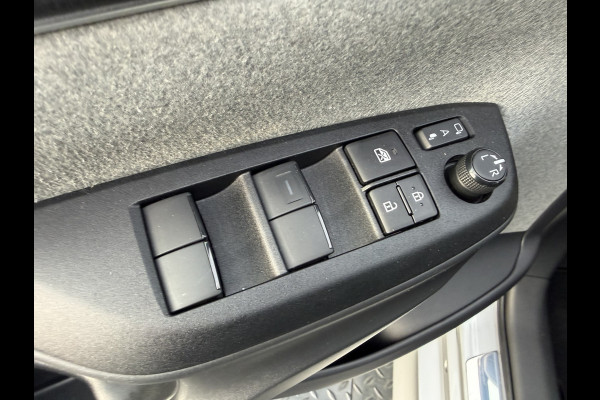 Toyota Yaris 1.5 Hybrid Executive | Creme LEER | JBL | BSM | Head-up | Rijklaar!!