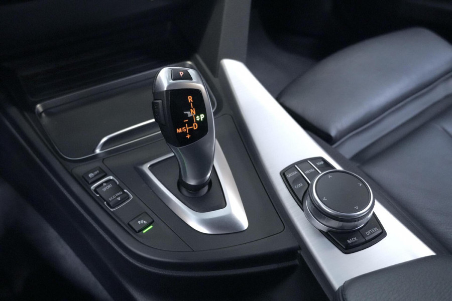 BMW 3 Serie Touring 320i M Sport High Executive Automaat 184 PK | CarPlay | Stoelverwarming | Leder | Cruise | Pdc | Led |