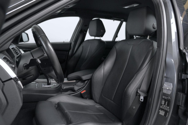 BMW 3 Serie Touring 320i M Sport High Executive Automaat 184 PK | CarPlay | Stoelverwarming | Leder | Cruise | Pdc | Led |