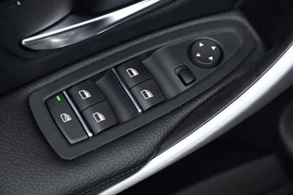 BMW 3 Serie Touring 320i M Sport High Executive Automaat 184 PK | CarPlay | Stoelverwarming | Leder | Cruise | Pdc | Led |