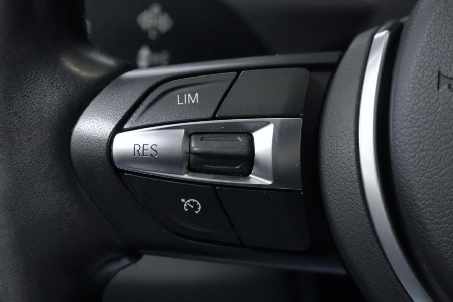BMW 3 Serie Touring 320i M Sport High Executive Automaat 184 PK | CarPlay | Stoelverwarming | Leder | Cruise | Pdc | Led |