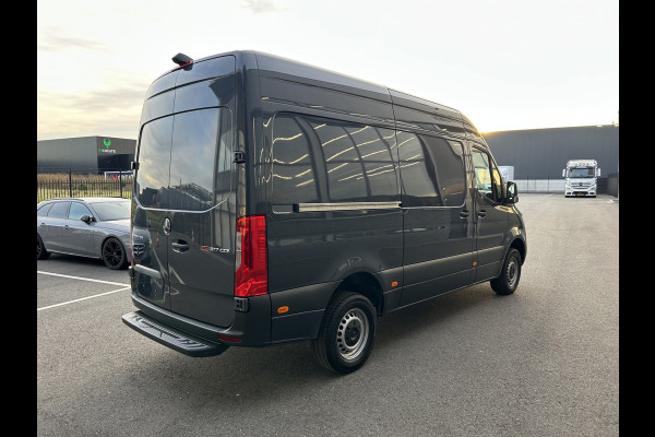 Mercedes-Benz Sprinter 317 CDI L2 H2 MBUX / Camera / Carplay navigatie / Airco