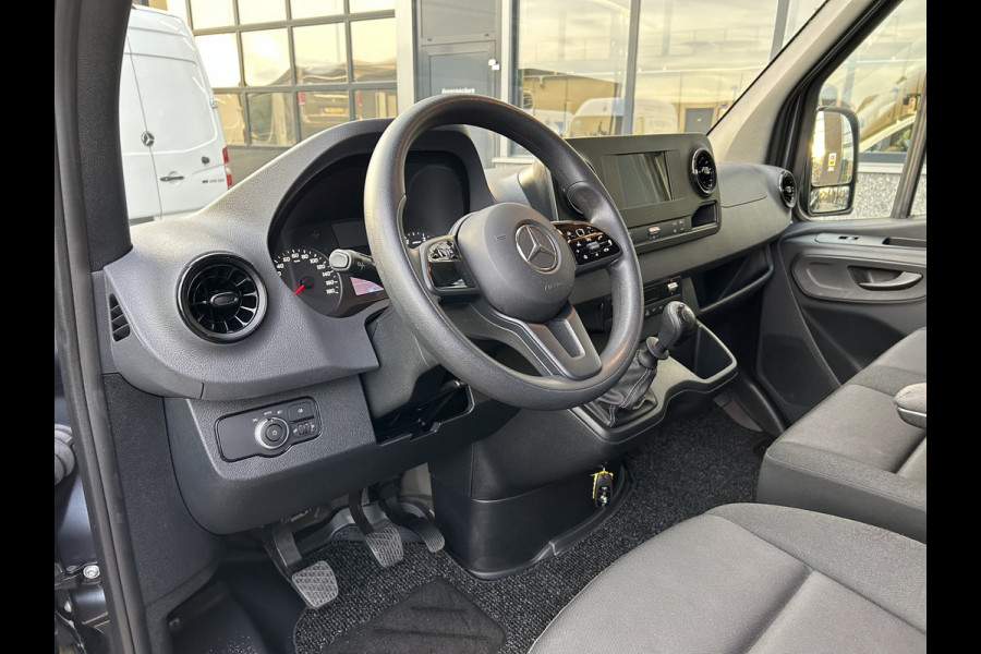 Mercedes-Benz Sprinter 317 CDI L2 H2 MBUX / Camera / Carplay navigatie / Airco