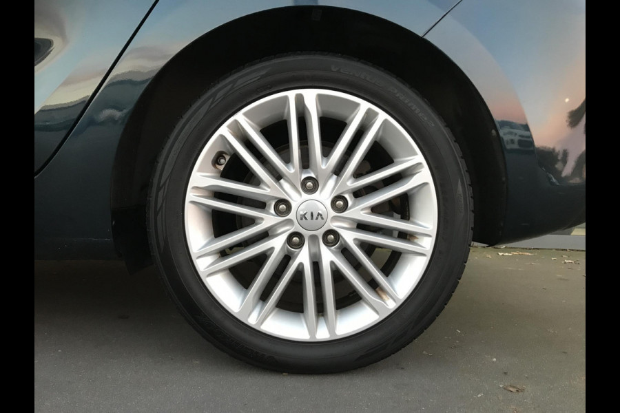 Kia Carens 1.6 ExecutiveLine 7 persoons