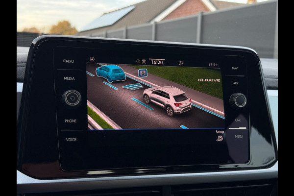 Volkswagen T-Roc 1.5 TSI Life CarPlay Camera