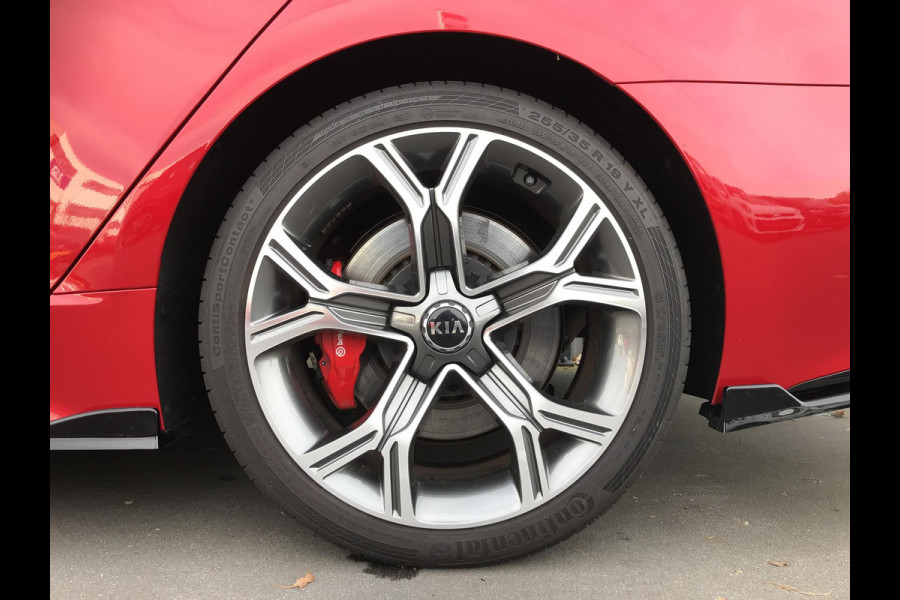 Kia Stinger 3.3 V6 T-GDI AWD GT 370PK