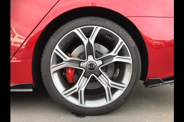 Kia Stinger 3.3 V6 T-GDI AWD GT 370PK