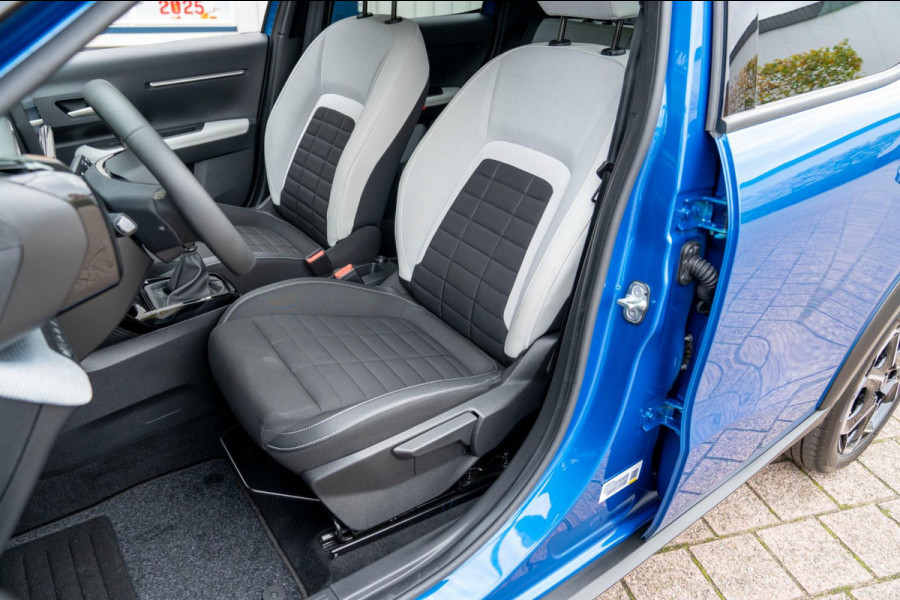 Citroën C3 1.2 Turbo 100pk Max |Prijs rijklaar incl.12 garantie| Carplay LMV NAVI DAB Camera parkeersensoren achter Bluetooth