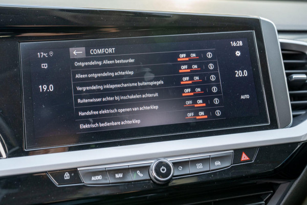 Opel Grandland 1.6 Turbo Plug-In Hybrid Ultimate | Prijs rijklaar incl. 12 mnd garantie | Memory lederen stoelen Camera Blindspot