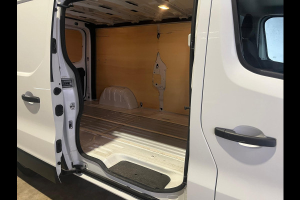 Renault Trafic 2.0 dCi 145 T29 L2H1 Comfort | Achteruitrijcamera | DAB | Hill hold |