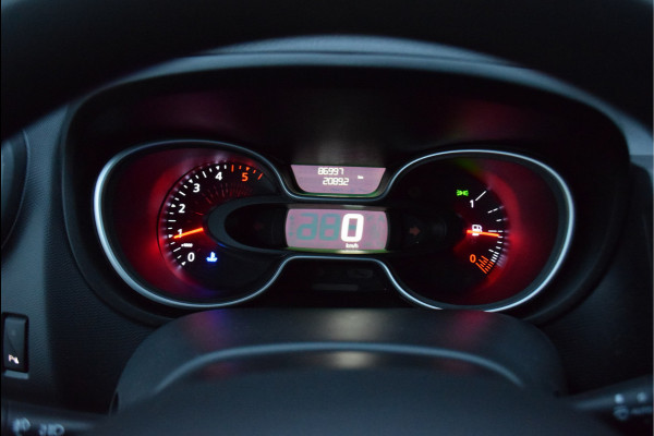 Renault Trafic 2.0 dCi 145 T29 L2H1 Comfort | Achteruitrijcamera | DAB | Hill hold |