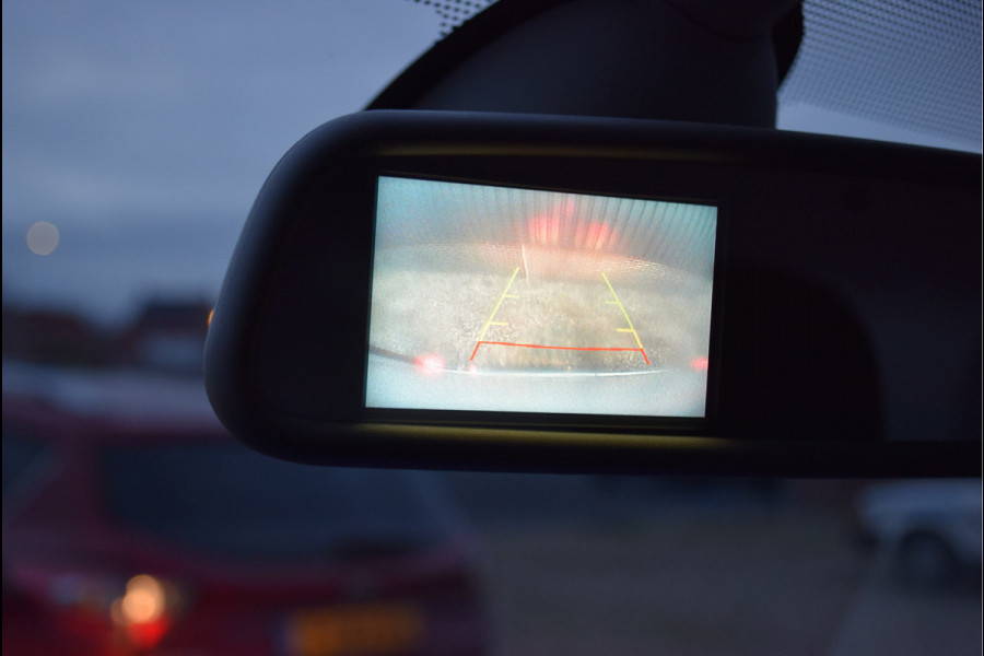 Renault Trafic 2.0 dCi 145 T29 L2H1 Comfort | Achteruitrijcamera | DAB | Hill hold |