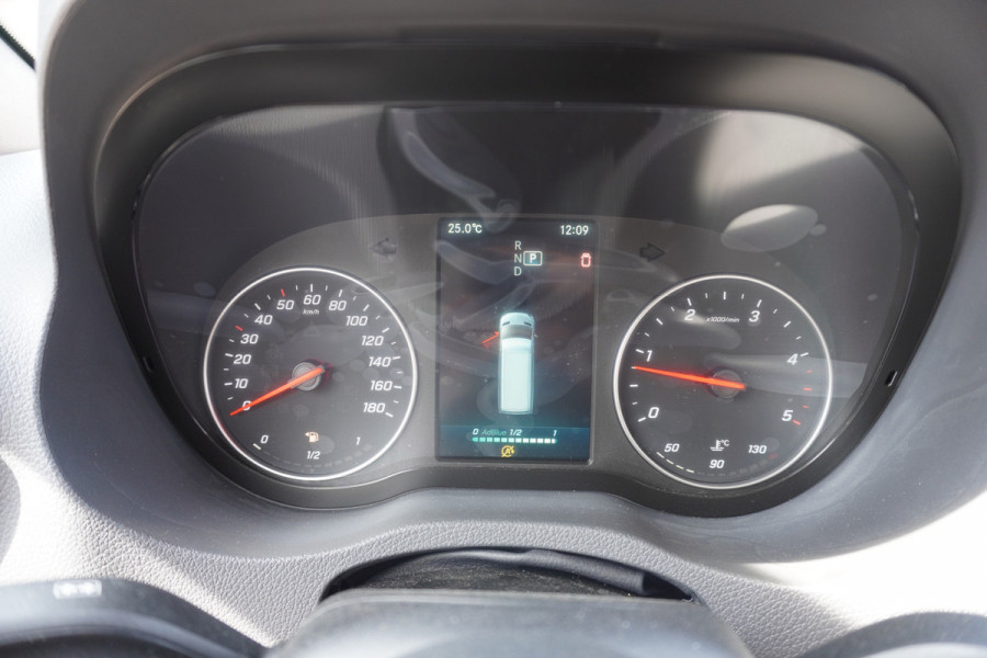Mercedes-Benz Sprinter 319 CDI 191PK Bakwagen met laadklep Automaat Nr. V068 | Airco | Cruise | Apple-Android DEMO