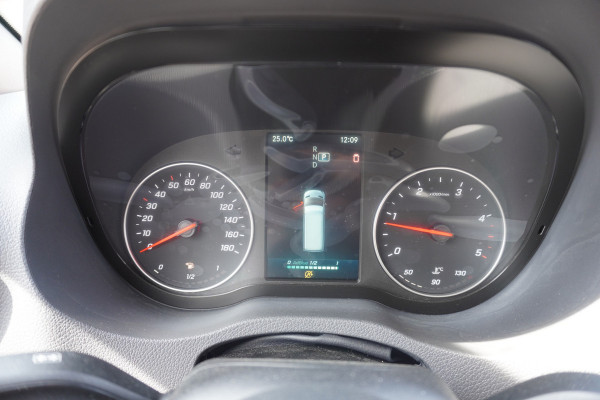 Mercedes-Benz Sprinter 319 CDI 191PK Bakwagen met laadklep Automaat Nr. V068 | Airco | Cruise | Apple-Android DEMO