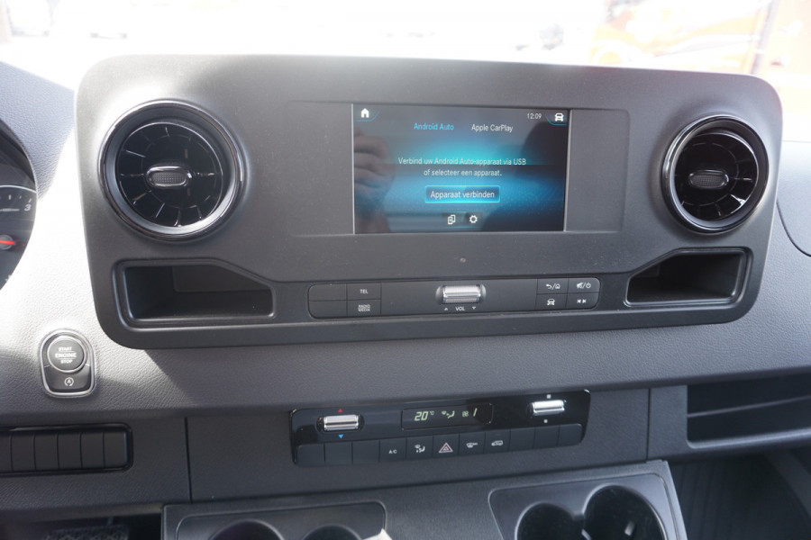 Mercedes-Benz Sprinter 319 CDI 191PK Bakwagen met laadklep Automaat Nr. V068 | Airco | Cruise | Apple-Android DEMO