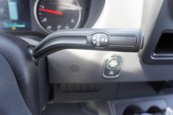 Mercedes-Benz Sprinter 319 CDI 191PK Bakwagen met laadklep Automaat Nr. V068 | Airco | Cruise | Apple-Android DEMO