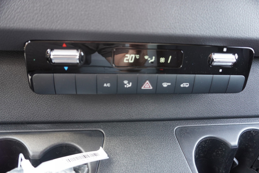 Mercedes-Benz Sprinter 319 CDI 191PK Bakwagen met laadklep Automaat Nr. V068 | Airco | Cruise | Apple-Android DEMO