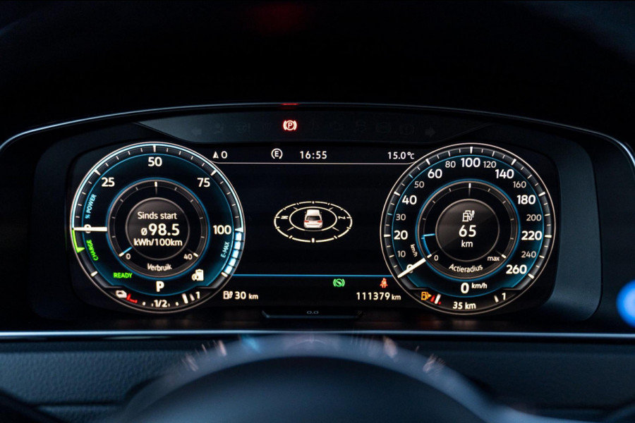 Volkswagen Golf 1.4 GTE PHEV 204 PK Adaptive Virtual Cockpit Camera Keyless 18''