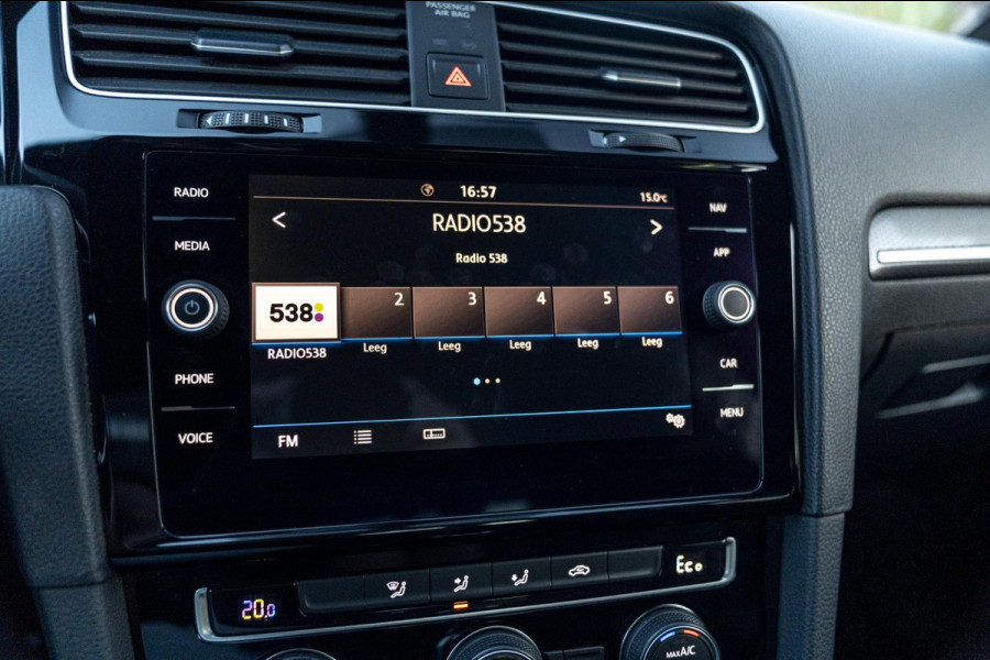 Volkswagen Golf 1.4 GTE PHEV 204 PK Adaptive Virtual Cockpit Camera Keyless 18''