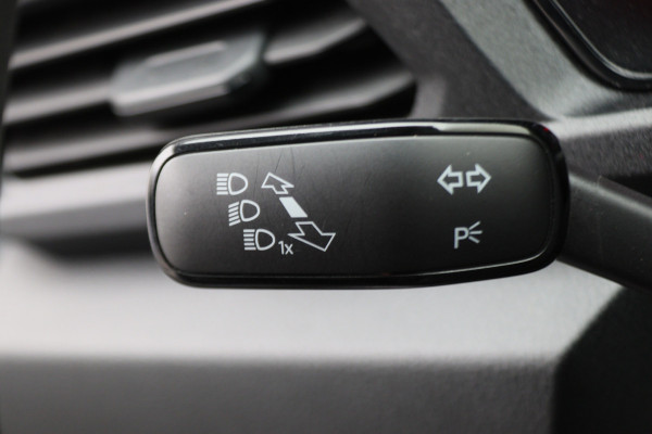 Volkswagen Caddy Cargo 2.0 TDI Comfort Side-Bars, Apple Carplay, Trekhaak, Cruise, PDC