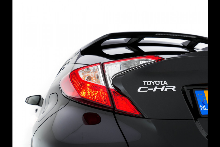 Toyota C-HR 1.8 Hybrid Style Aut. *ADAPTIVE-CRUISE | BLIND-SPOT | JBL-SOUND | HEATED-COMFORTSEATS | CAMERA | KEYLESS | DAB+ | NAVI-FULLMAP | ECC | PDC | PRIVACY-GLASS | TOWBAR | LANE-ASSIST | 18''ALU*