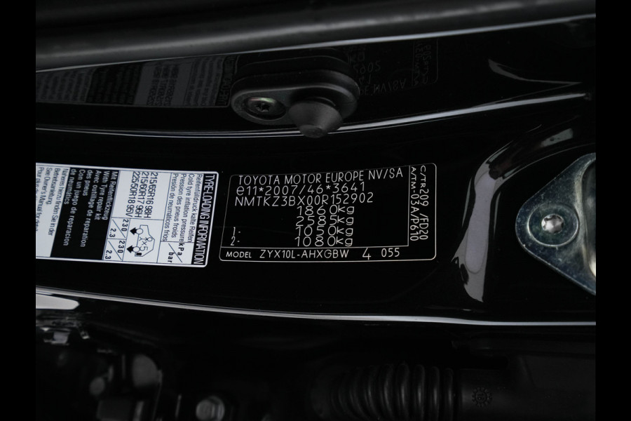 Toyota C-HR 1.8 Hybrid Style Aut. *ADAPTIVE-CRUISE | BLIND-SPOT | JBL-SOUND | HEATED-COMFORTSEATS | CAMERA | KEYLESS | DAB+ | NAVI-FULLMAP | ECC | PDC | PRIVACY-GLASS | TOWBAR | LANE-ASSIST | 18''ALU*