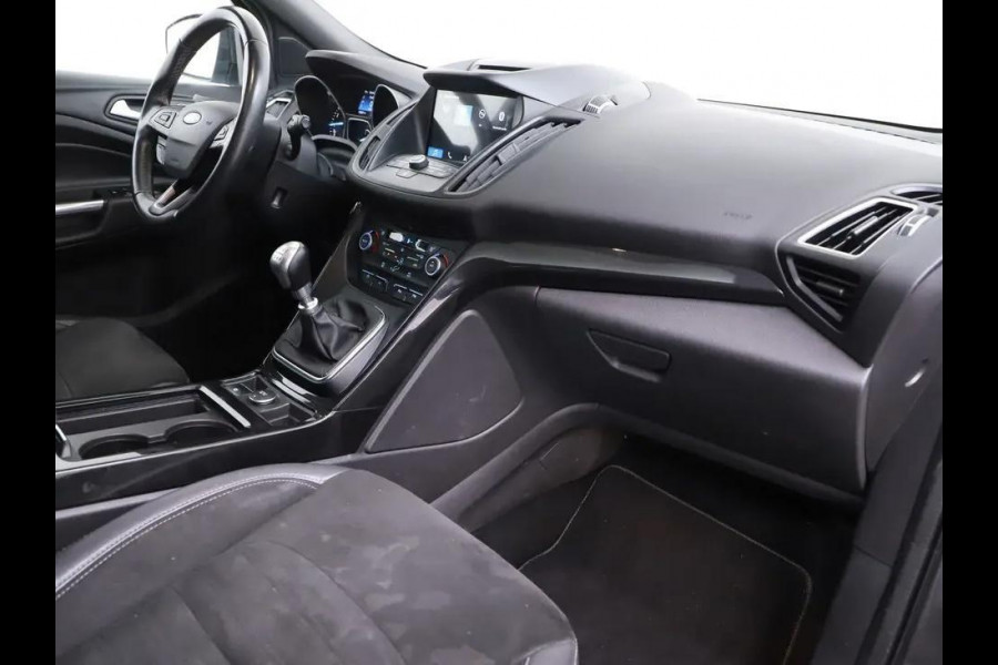 Ford Kuga 1.5 EcoBoost ST Line Pano Camera Carplay Winterpakket NAP