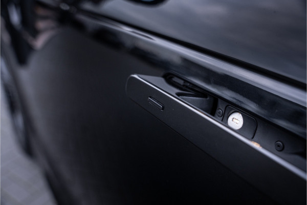 Land Rover Range Rover Sport 3.0 P510e First Edition - Panorama | Stoelkoeling & Massage | Meridian | 360 Camera | HUD