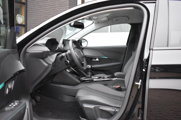 Peugeot 208 1.2 PureTech 100PK Allure Pack | Carplay | Camera | Keyless | Stoelverw. | Incl. garantie