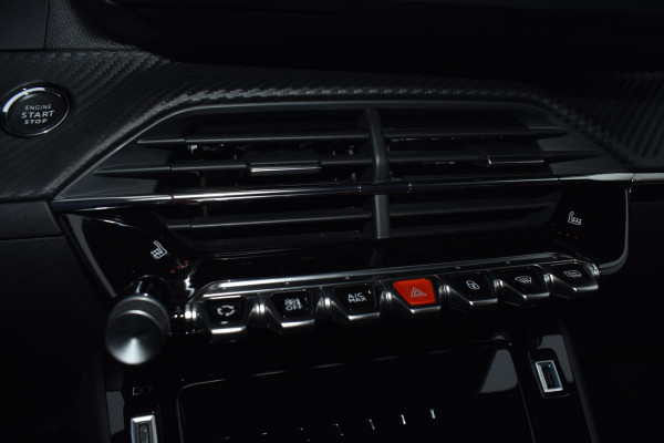 Peugeot 208 1.2 PureTech 100PK Allure Pack | Carplay | Camera | Keyless | Stoelverw. | Incl. garantie