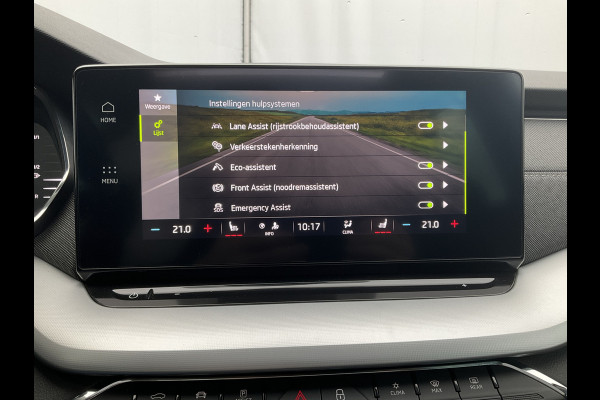 Škoda Octavia Combi 1.4 TSI iV PHEV Business Edition Plus Pano.dak Stoel/Stuurverw Sfeerverl Blue Beauty