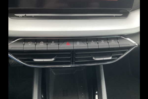 Škoda Octavia Combi 1.4 TSI iV PHEV Business Edition Plus Pano.dak Stoel/Stuurverw Sfeerverl Blue Beauty