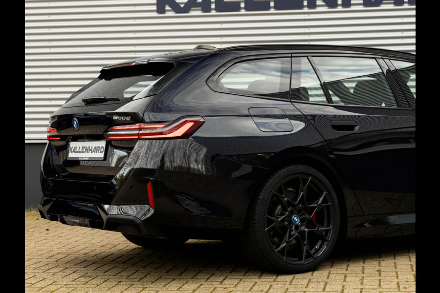 BMW 5 Serie Touring 550e xDrive M-Sport Pro - Pano - Onderstel Prof - Driving Ass Plus - Harman Kardon