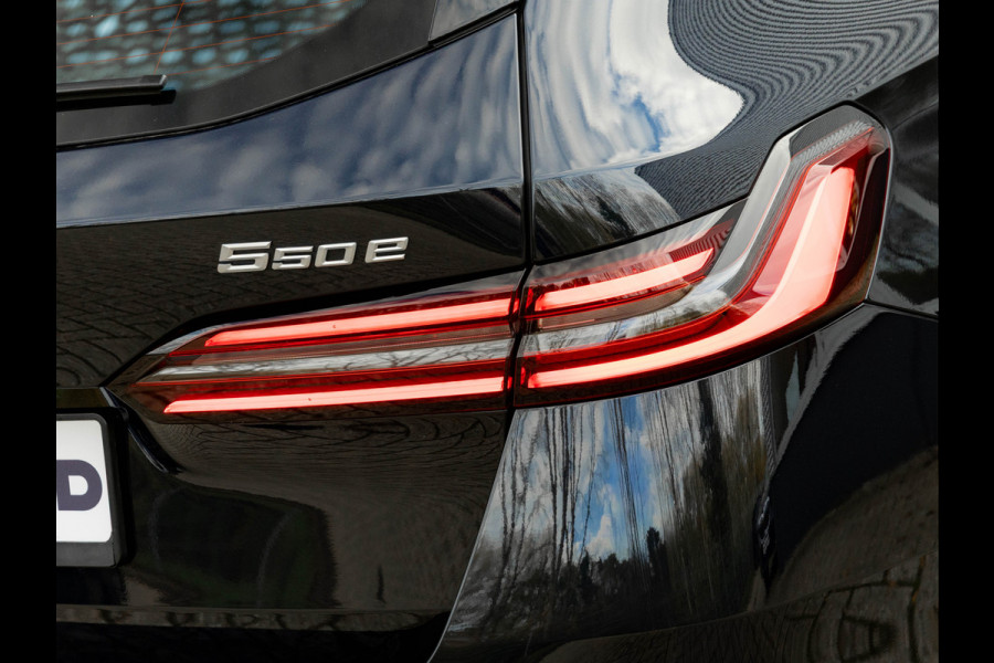 BMW 5 Serie Touring 550e xDrive M-Sport Pro - Pano - Onderstel Prof - Driving Ass Plus - Harman Kardon