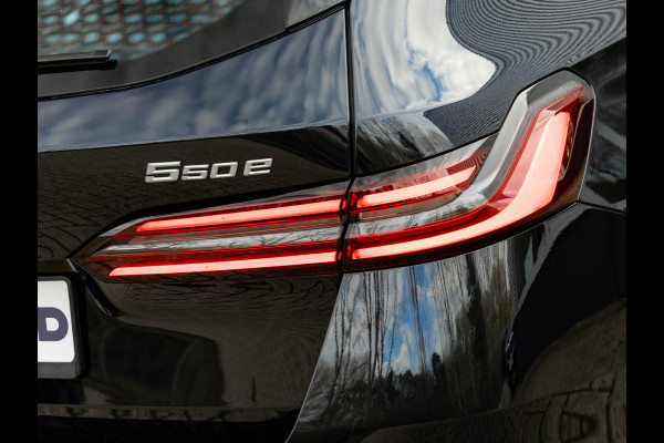 BMW 5 Serie Touring 550e xDrive M-Sport Pro - Pano - Onderstel Prof - Driving Ass Plus - Harman Kardon