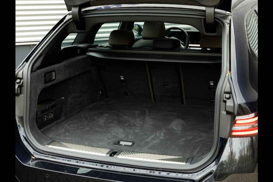 BMW 5 Serie Touring 550e xDrive M-Sport Pro - Pano - Onderstel Prof - Driving Ass Plus - Harman Kardon