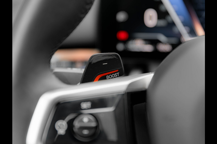 BMW 5 Serie Touring 550e xDrive M-Sport Pro - Pano - Onderstel Prof - Driving Ass Plus - Harman Kardon