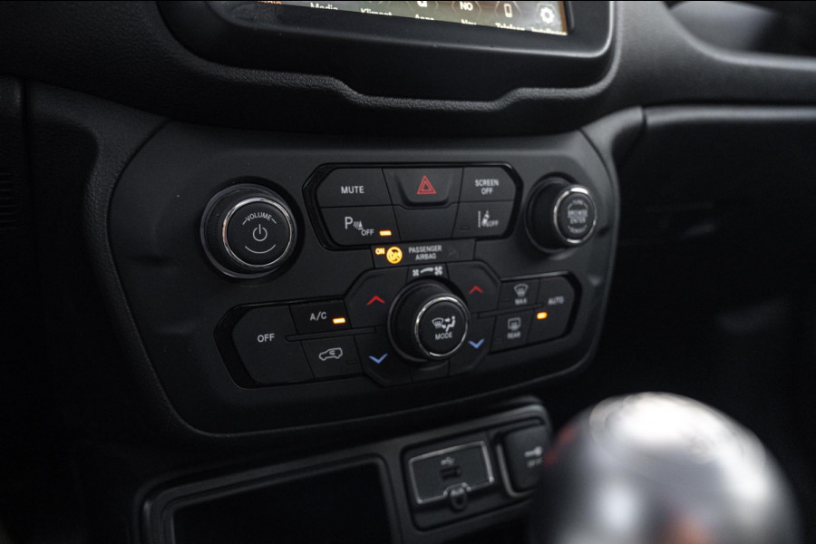 Jeep Renegade 1.0T 80th Anniversary Limited 120 PK Panoramadak Camera Leder Xenon Lane-Assist PDC 19''